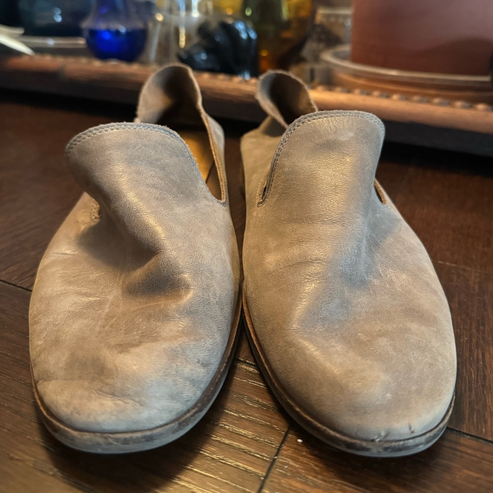 Lucky Brand Cahill Flats Tan size 8.5